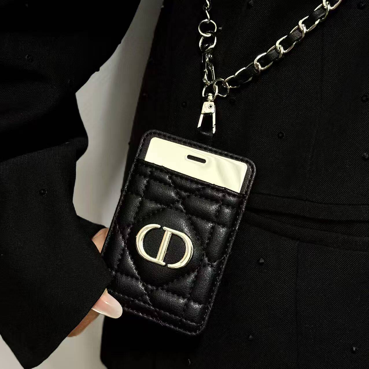 新款潮流奢华补妆镜子卡包斜挎挂绳挂脖适用苹果iPhone华为手机装饰美少女网红便携式化妆镜面放卡高级感