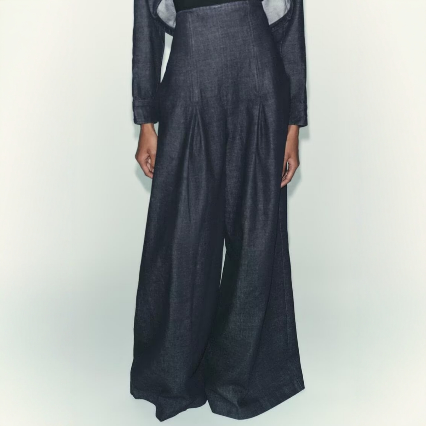 宽松休闲超高腰宽腿牛仔裤