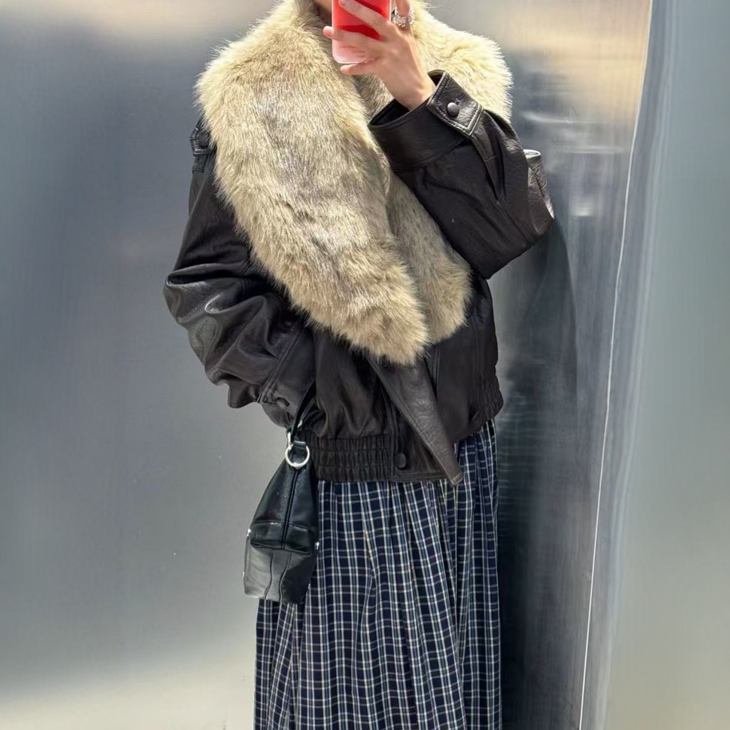 毛绒领口纹理仿皮夹克外套