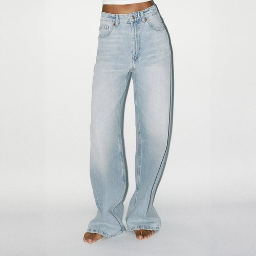 基础款淡蓝色高腰超宽裤腿牛仔裤