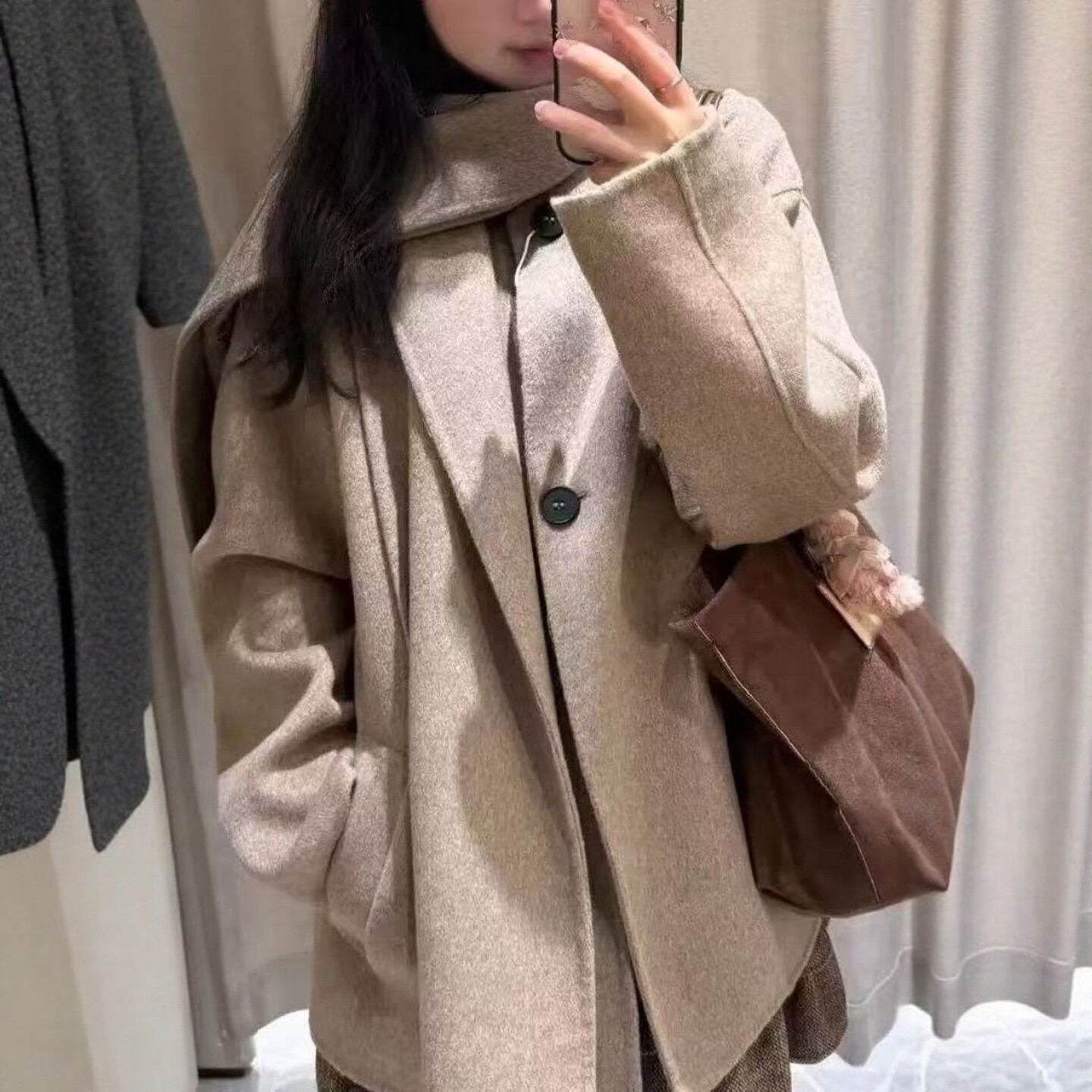 高级感羊毛混纺围巾短款大衣外套