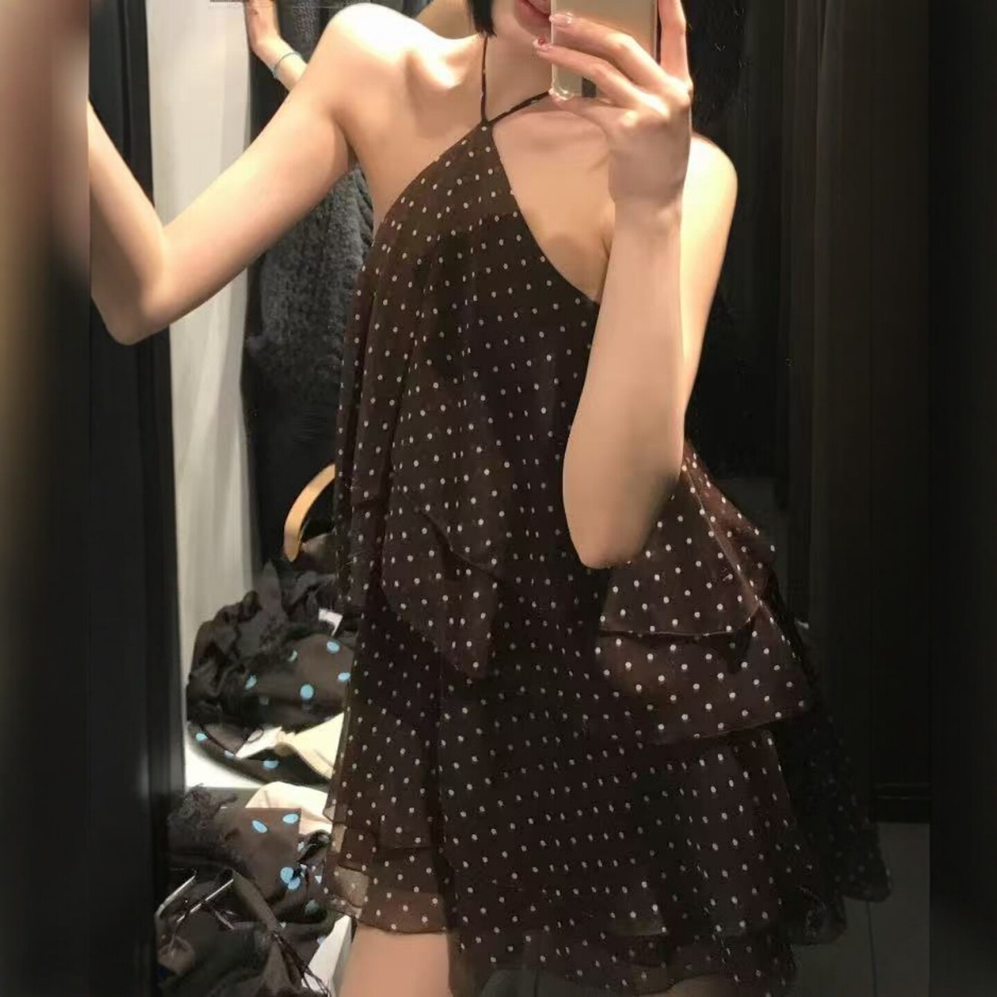 ZA外贸出口复古显白巧克力波点叠层装饰挂脖领连衣裙4661311 747