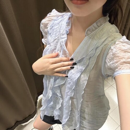 木耳锁边淡蓝色叠层垂性上衣