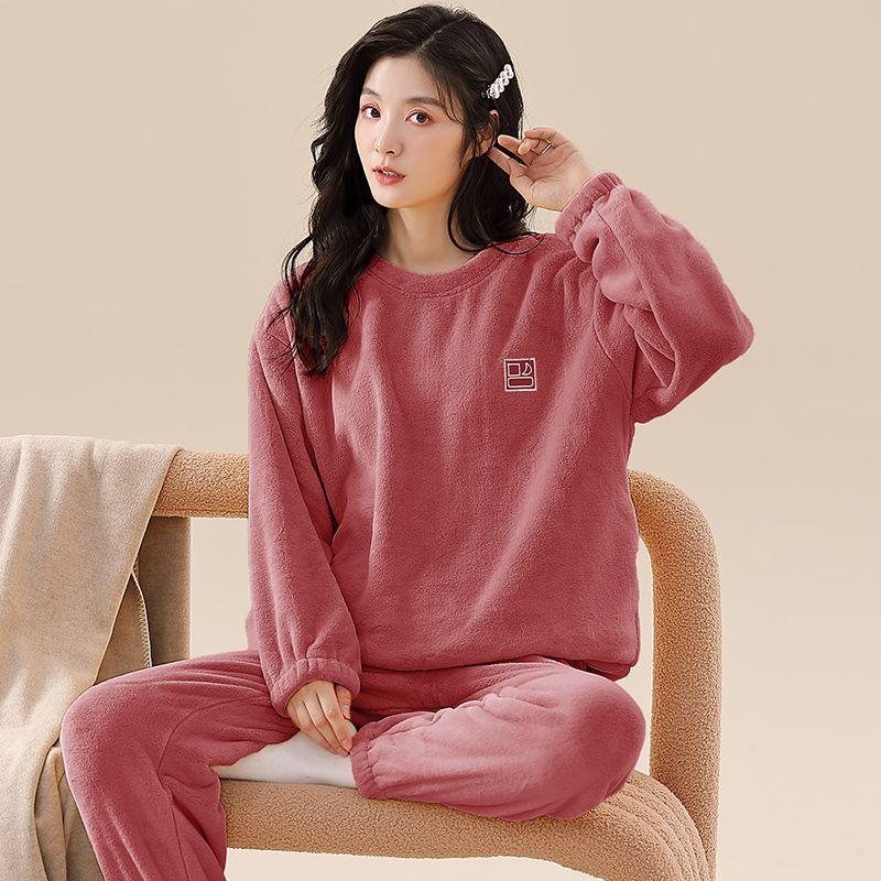 2025年女款珊瑚绒可外穿秋冬睡衣