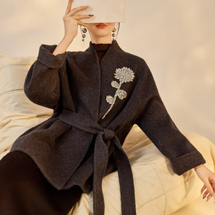 冬季 套装 精致新款 半裙时尚 NY018 钉珠绑带羊毛狐狸毛领大衣 新中式