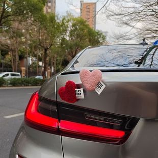 饰车尾挂饰 饰品车外装 汽车爱心毛绒装 饰创意车尾挂件后备箱装