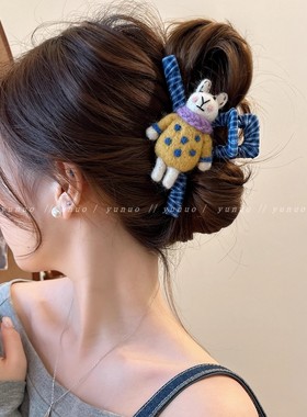 小众设计可爱毛毡抓夹后脑勺发夹女2025新款高级感鲨鱼夹发量北欧