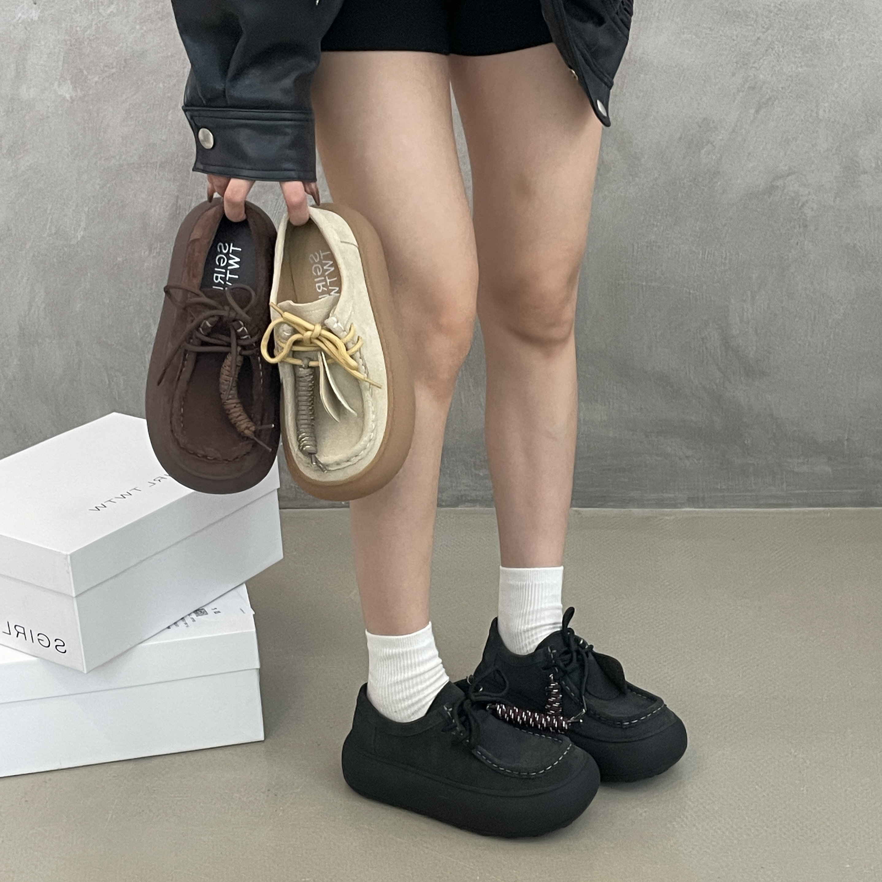 SGIRL TWTW英伦风厚底圆头丑萌乐福鞋女2025新款复古一脚蹬面包鞋