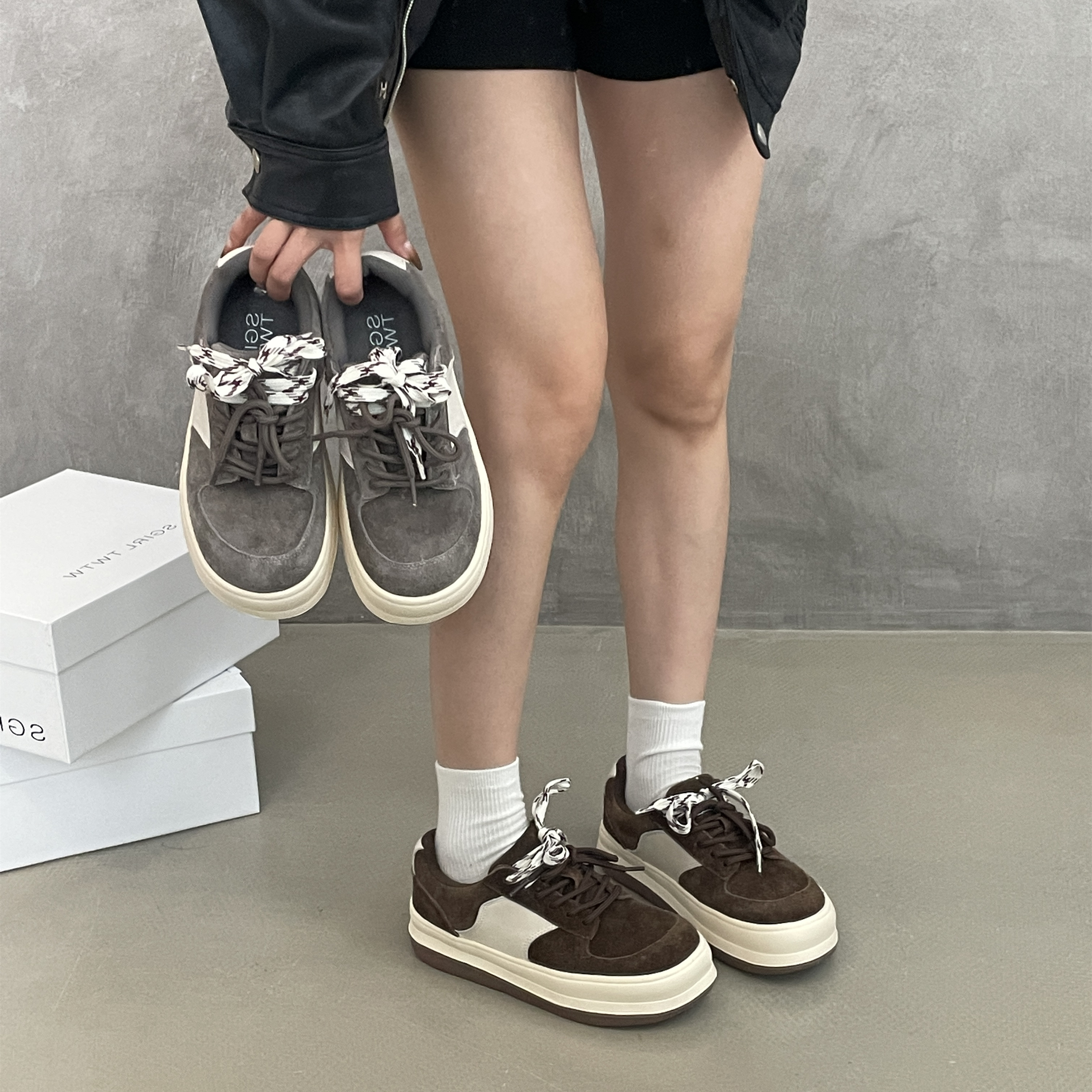 SGIRL TWTW日系松糕底轻便面包鞋女2025撞色系带休闲厚底运动鞋潮