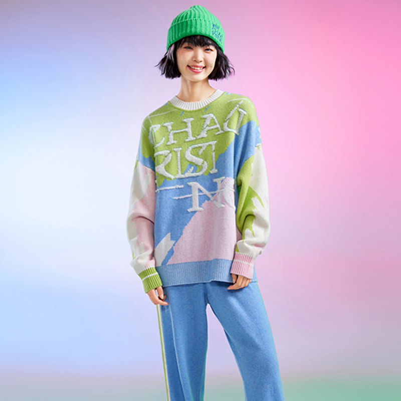 字母提花羊绒女衫毛衣