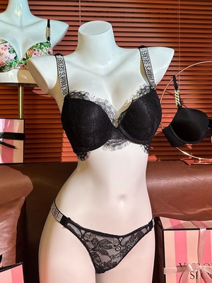 维多利亚水钻肩带蕾丝小胸聚拢透气上托内衣少女性感收副乳文胸女
