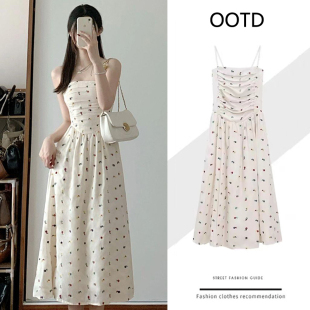 海边度假风小个子连衣裙女夏季新款收腰显瘦长裙抹胸裙设计感裙子