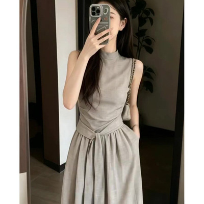 伊茉韩系老钱风无袖背心连衣裙子女夏季2026新款绝美收腰显瘦长裙