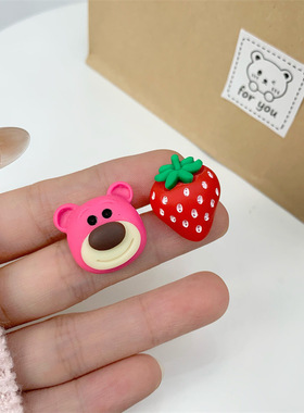 S925银针草莓熊可爱粉色卡通童趣百搭少女软妹小熊耳钉气质耳环