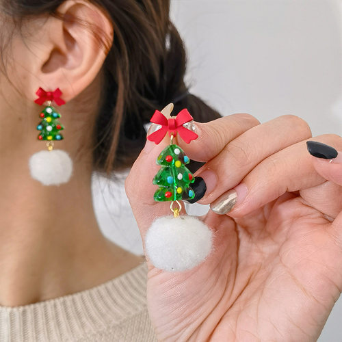 新年新款秋冬毛球彩色水晶圣诞树圣诞节耳环喜庆耳钉无耳洞耳夹女