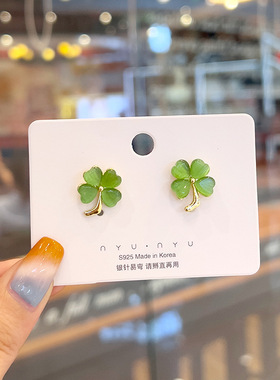 高品质绿色四叶花耳钉新款清新甜美耳环S925银针猫眼石耳骨钉
