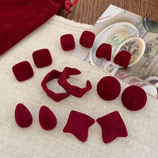 秋冬复古植绒红色几何不规则耳钉女银针港风简约个性时尚气质耳饰