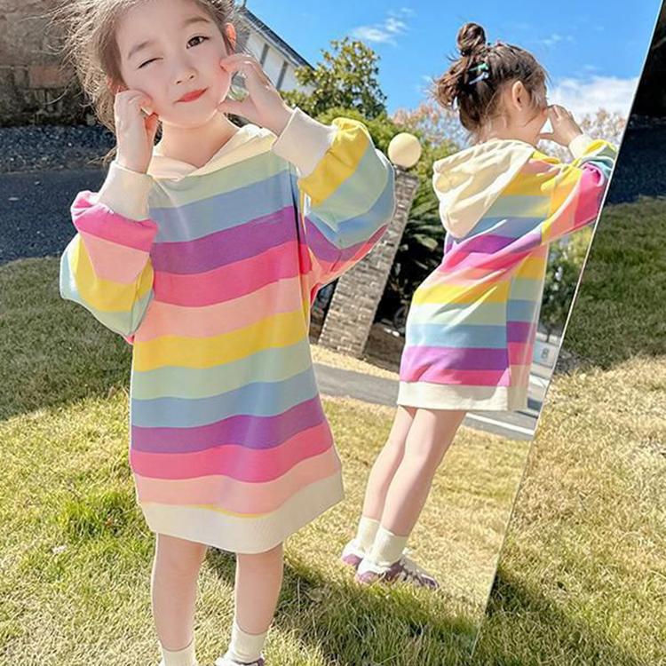 2025新款女孩裙子韩版洋气时髦女童春装连衣裙长袖儿童连帽卫衣裙