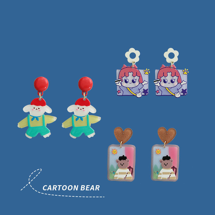 银针日系卡通浮雕彩绘可爱少女孩撞色小熊耳钉个性趣味感耳环饰品