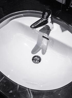 TOTO洁具卫浴陶瓷台下盆LW582CFB双孔四寸白色洗脸盆