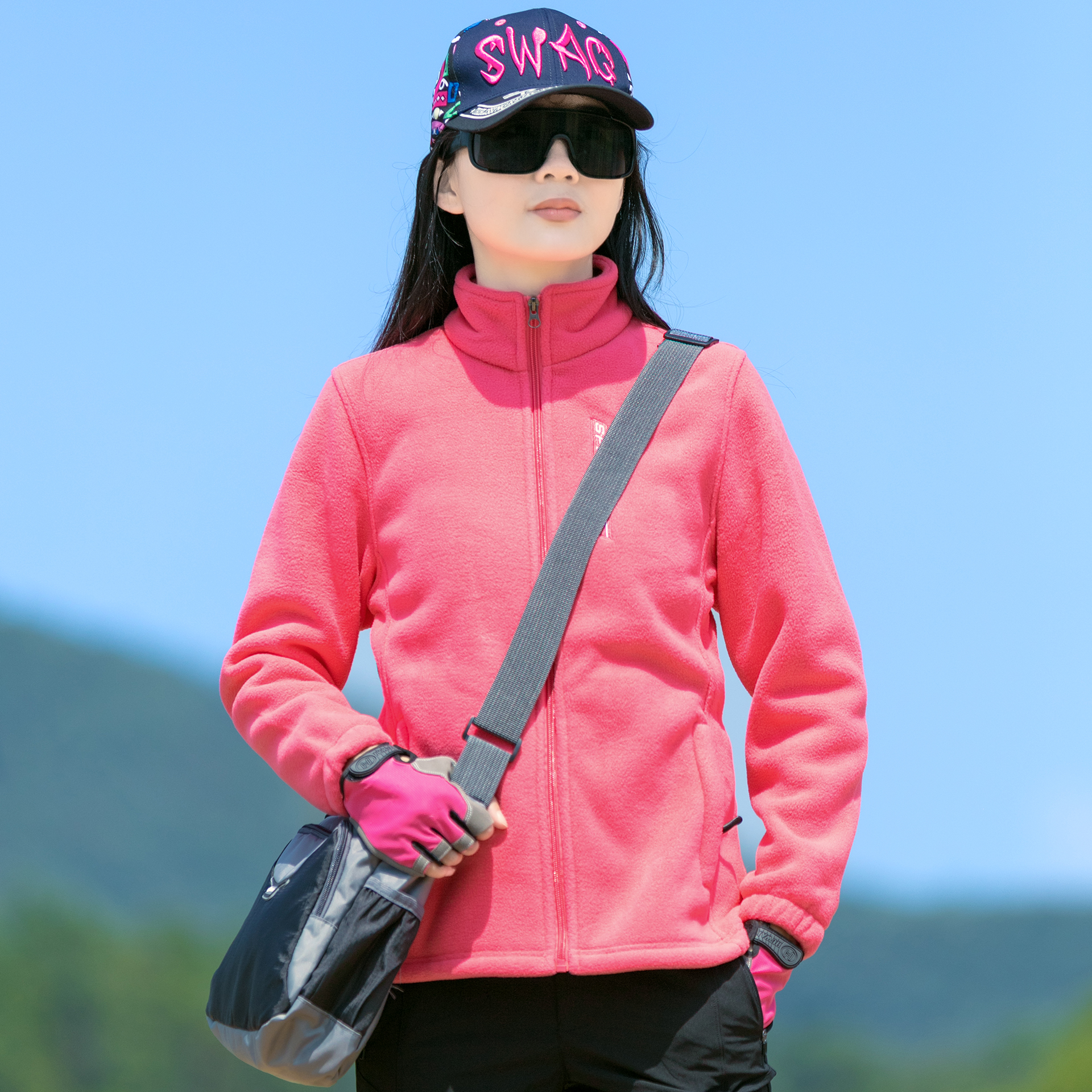 连帽抓绒衣女弹力运动休闲卫衣加绒保暖加厚外套摇粒绒防风夹克衫