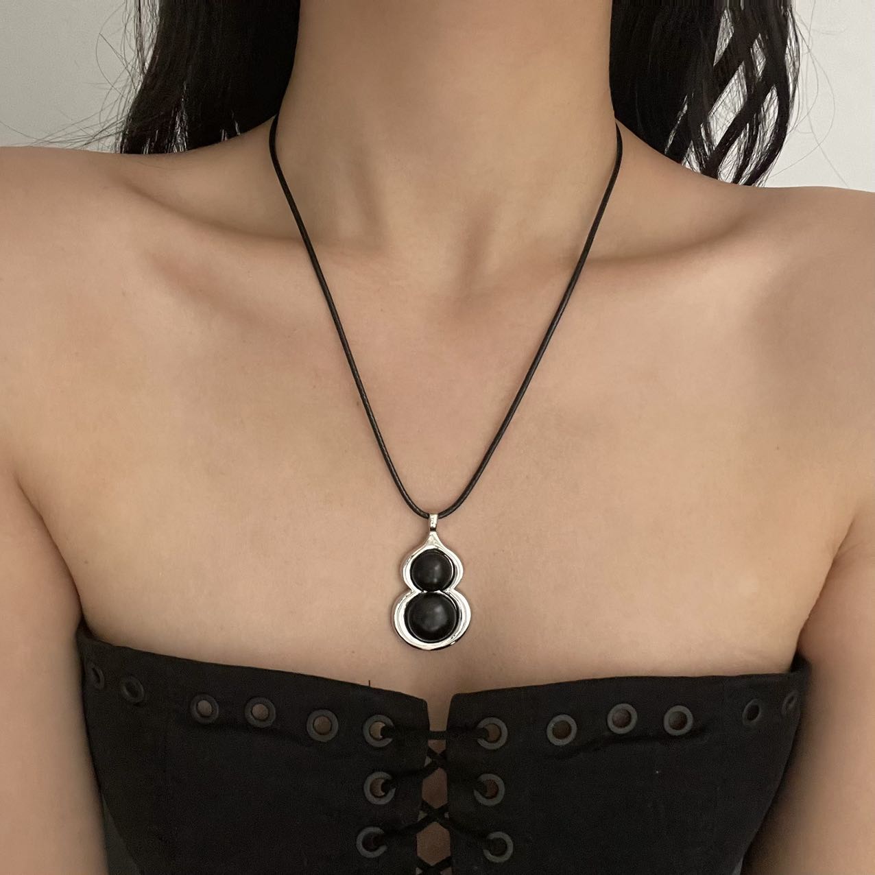 新中式复古黑色葫芦吊坠项链女