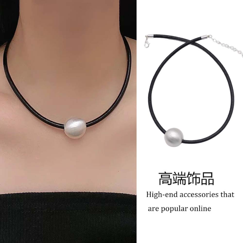 韩式小众黑色皮绳拉丝圆球项链女