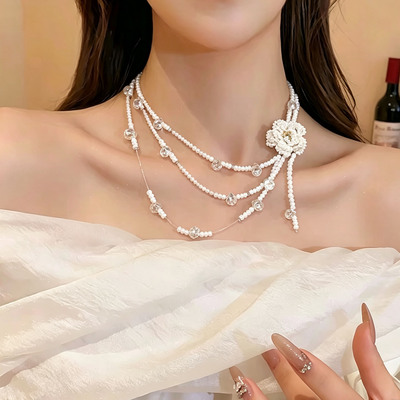 精致白色米珠水晶串珠花朵项链女