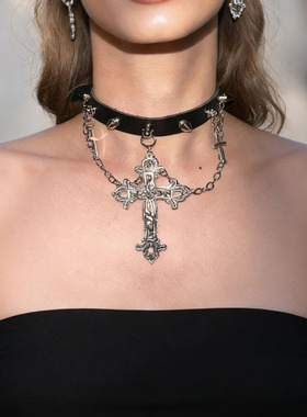 朋克重工花卉十字架吊坠项链铆钉