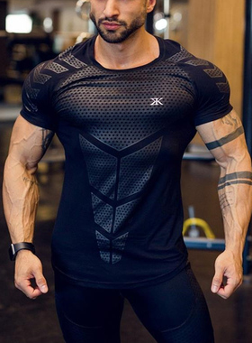 新款运动短袖男T恤健身肌肉型美式狗欧美潮牌速干弹力紧身衣大码
