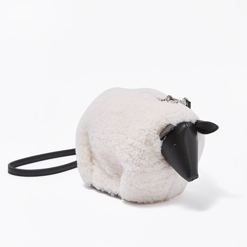 轻便斜挎小包2025新款小众设计皮毛一体羊羔毛立体定型可爱小羊包