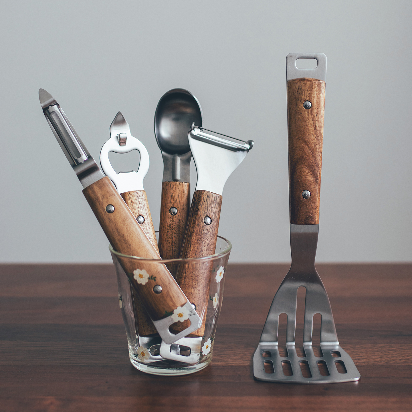 半宅木柄不锈钢削皮冰激凌开瓶器