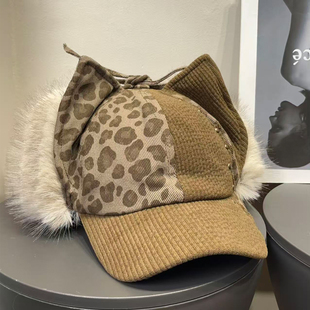 美式 复古猫耳朵豹纹毛绒鸭舌雷锋帽女秋冬加厚保暖防寒护耳帽子潮