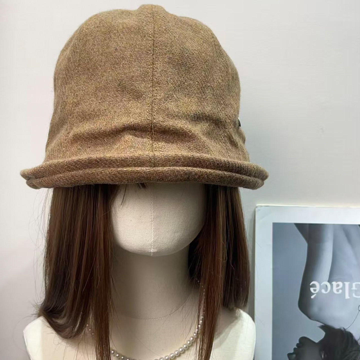 日系复古羊毛翻檐渔夫帽女秋冬保暖百搭显脸小水桶帽防风画家帽子