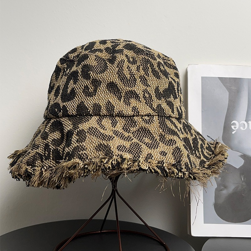做旧豹纹素颜毛边渔夫帽百搭女