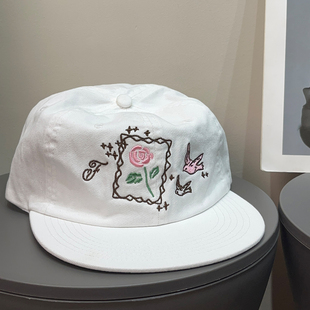 韩国ins小众玫瑰刺绣平檐鸭舌帽女春夏百搭显脸小遮阳棒球帽子潮