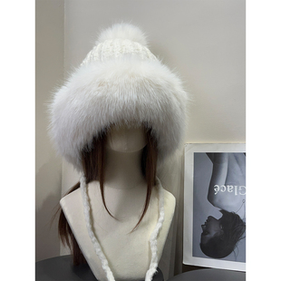 复古冬季 哈尔滨雪乡白色护耳帽女旅游保暖防风套头毛绒毛球帽子