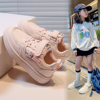 2025秋季新款软底轻便女童板鞋