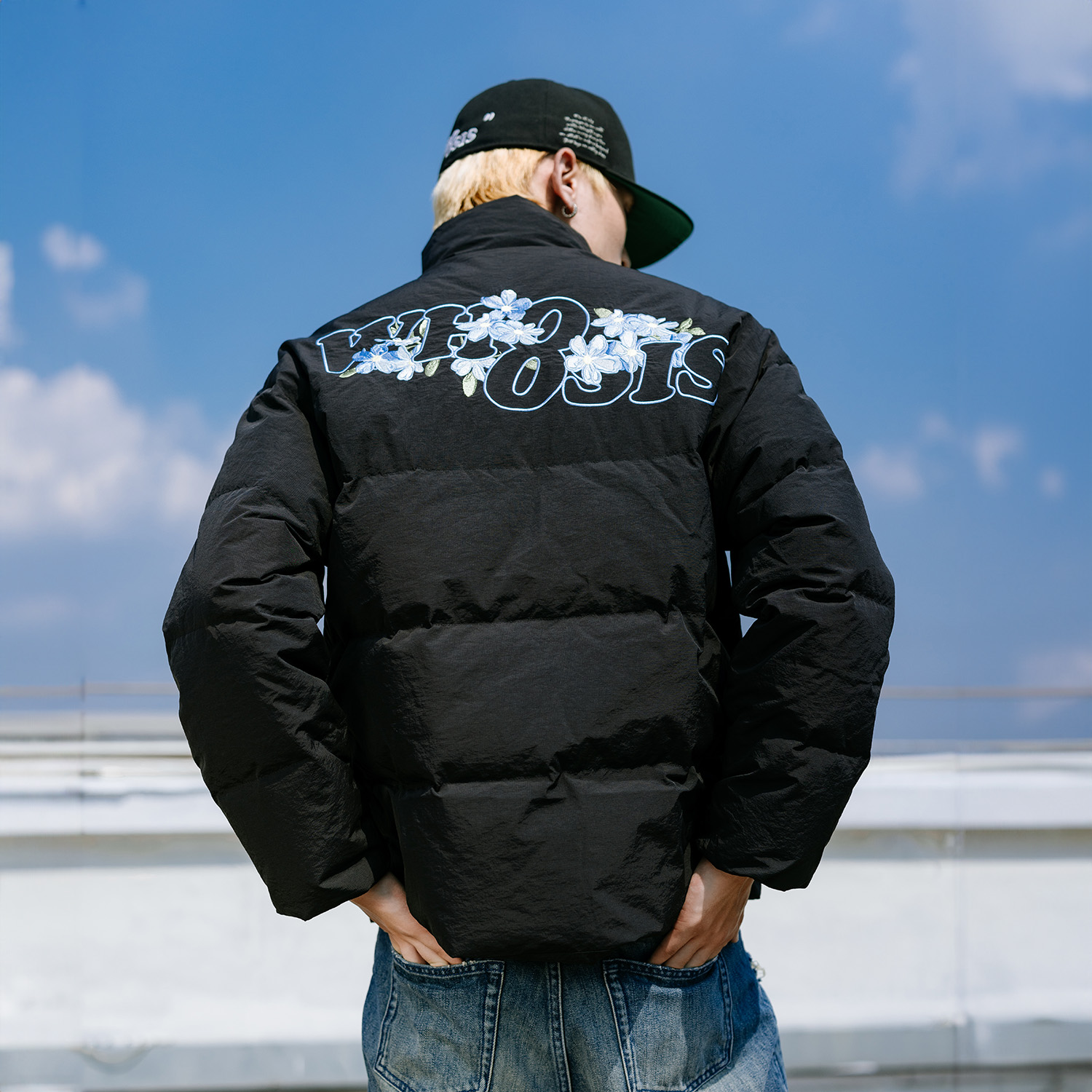 WHOOSIS（不知其名）勿忘我花卉刺绣羽绒服90鸭绒厚冬季保暖男女