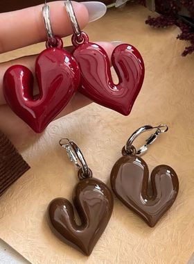 秋冬新款安可拉红色爱心耳环夸张异形大桃心耳扣个性时尚独特简约