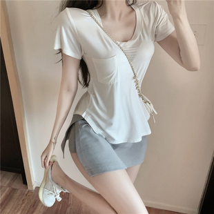 V领性感纯欲心机上衣女配裙子设计感下摆孤形不规则短袖T恤夏装