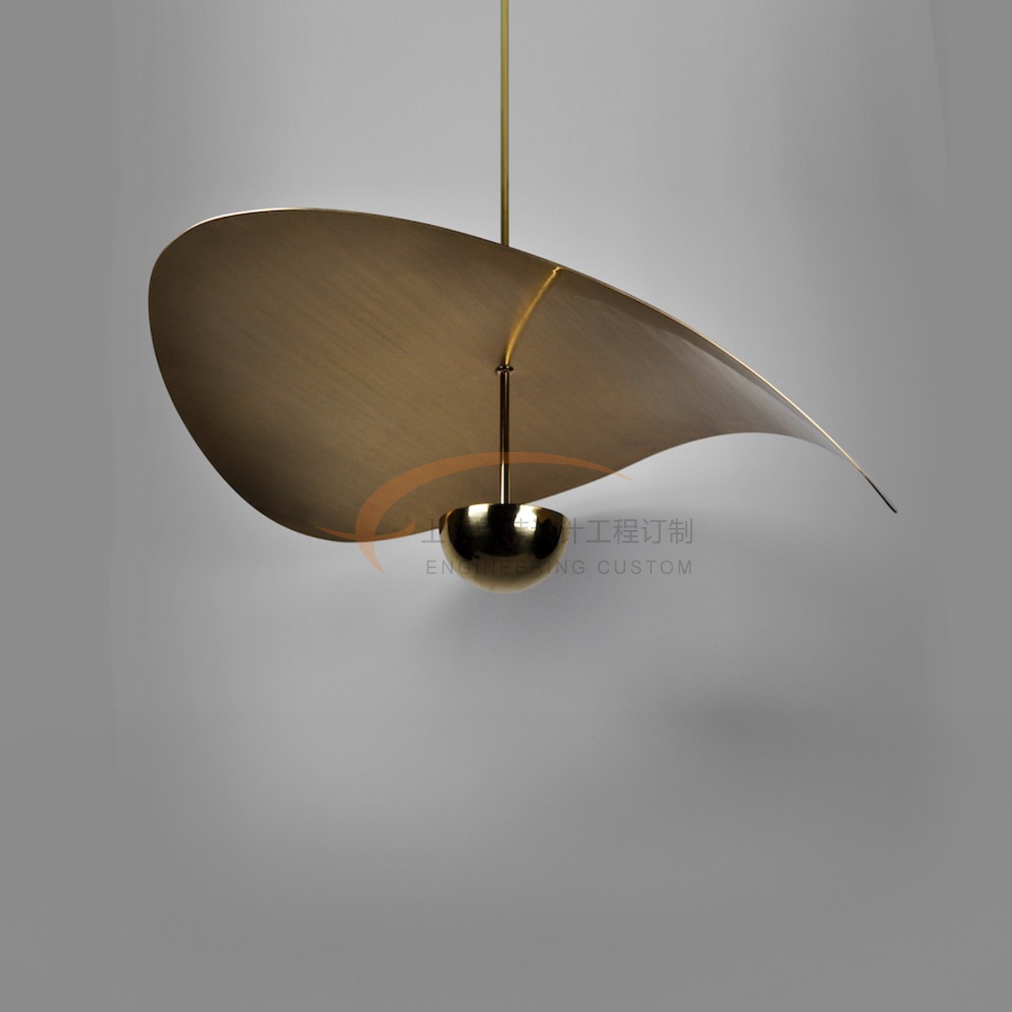 创意工业风铁艺热弯餐厅餐桌吊灯