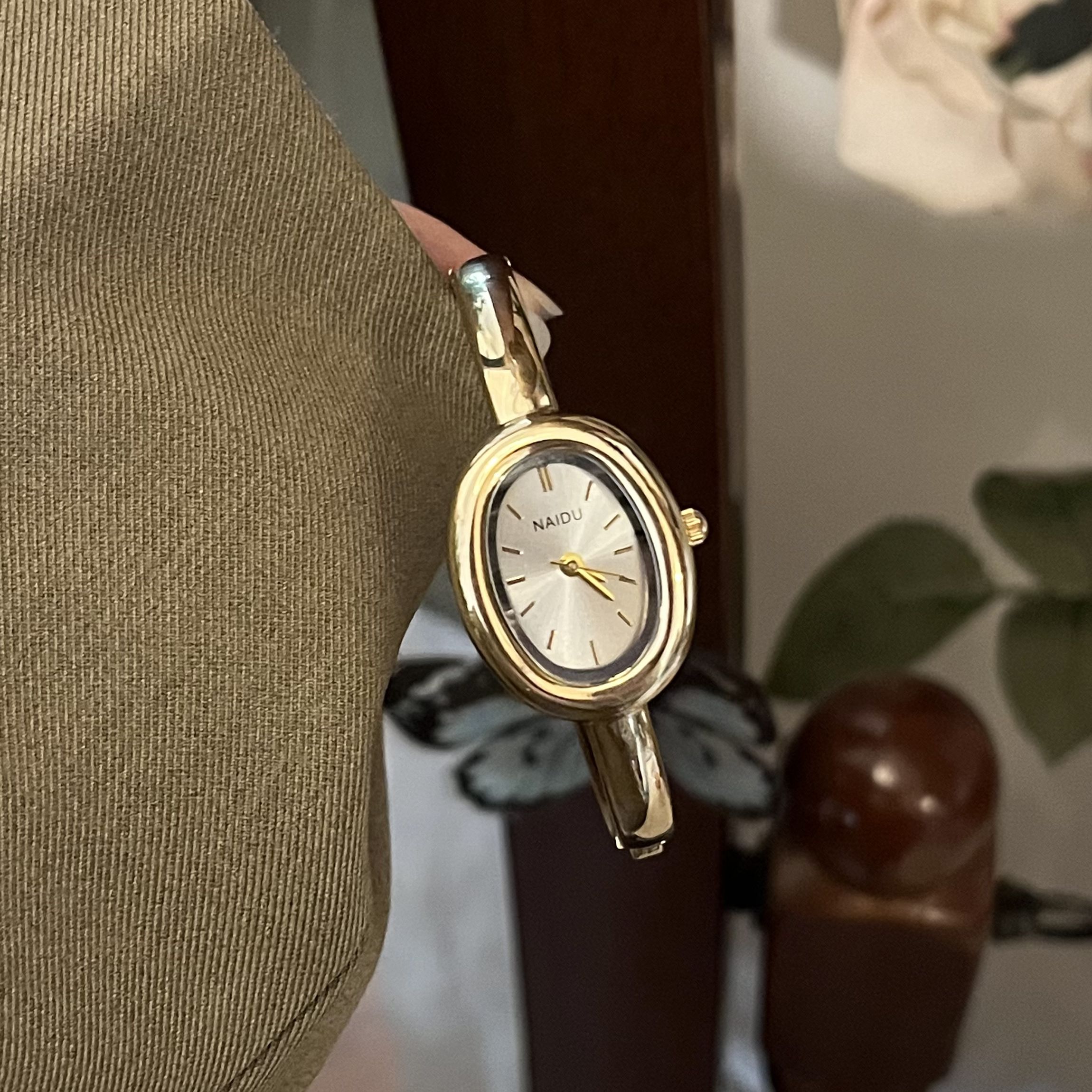 手镯手表女士名媛风小众设计时尚