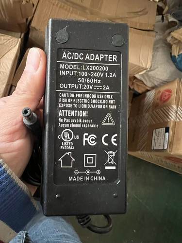 20V2A电源适配器蓝牙音箱回音壁音响LED灯净水机笔记本数字功放