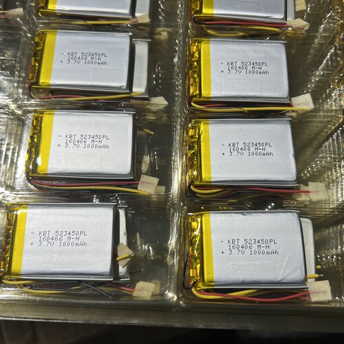 3.7V聚合物锂电池1000mah带三条线保护板胎压仪小熊早教机 523450