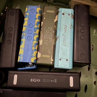 工厂清仓货 品牌1771蓝牙音箱音响无线蓝牙插卡便携式6W+6W功率