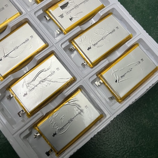 拆机3.7v聚合物软包锂电池8000mah蓝牙音箱充电宝内置电芯126090