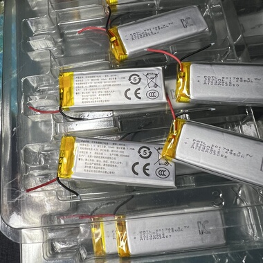 3.7V聚合物锂电池350mah不带保护板规格501745台压录音笔蓝牙音箱