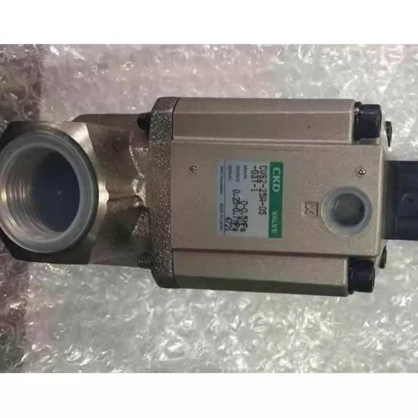 配件CKD全新进口电磁阀CVS2-25A-05-02HSB-3现货销售21议价
