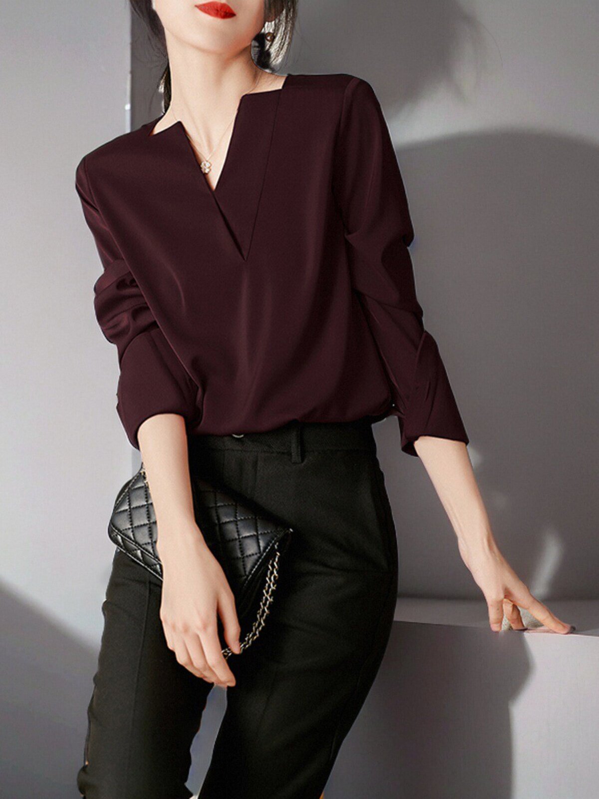 이론 앵거스 디자인 가벼운 럭셔리 틈새 기질 전문 통근 봄 여름 여성용 긴팔 브이넥 탑